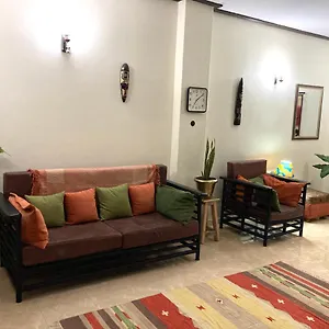Отель Okra House, Энтеббе